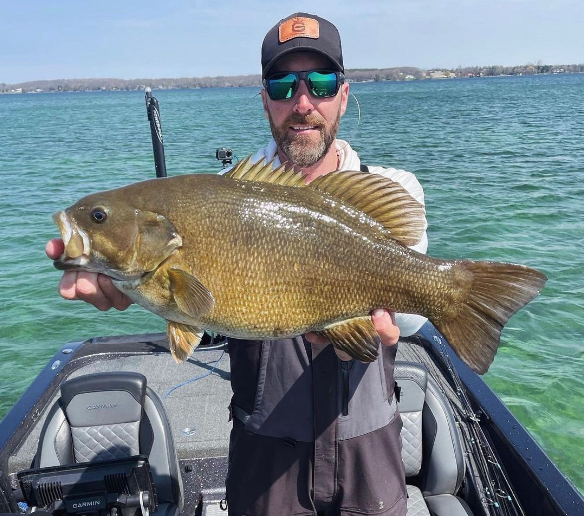 Travis Manson Talks Smallmouth Fishing in Lake Ontario & St. Lawrence River - Hooked EP17
